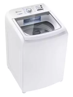 Máquina de lavar com laterais e painel de controle todos brancos, botões do painel digitais e cesto grande em inox